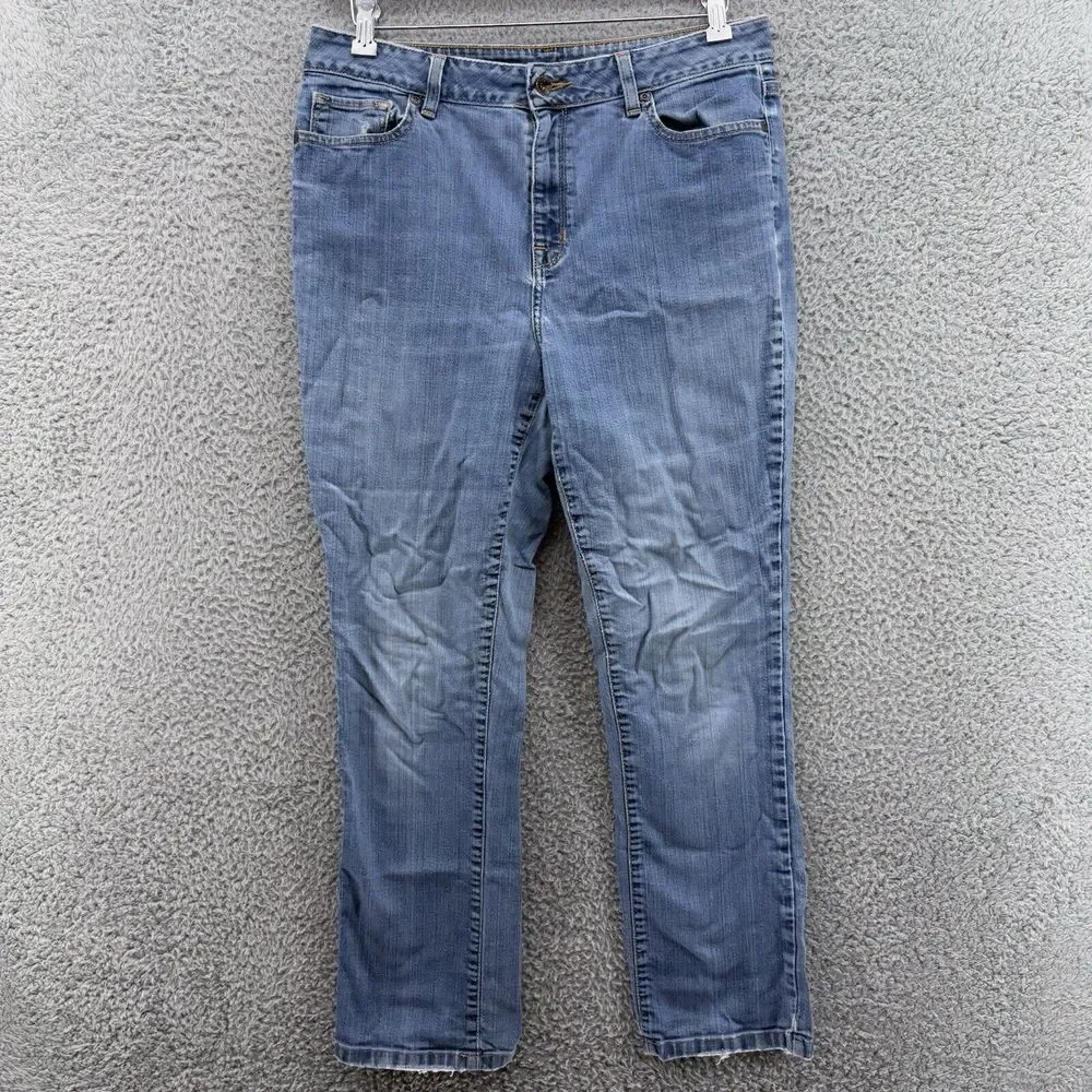 L.L. Bean Classic Fit Women's Size 12 High Rise Light Wash Blue Denim‎ Jeans